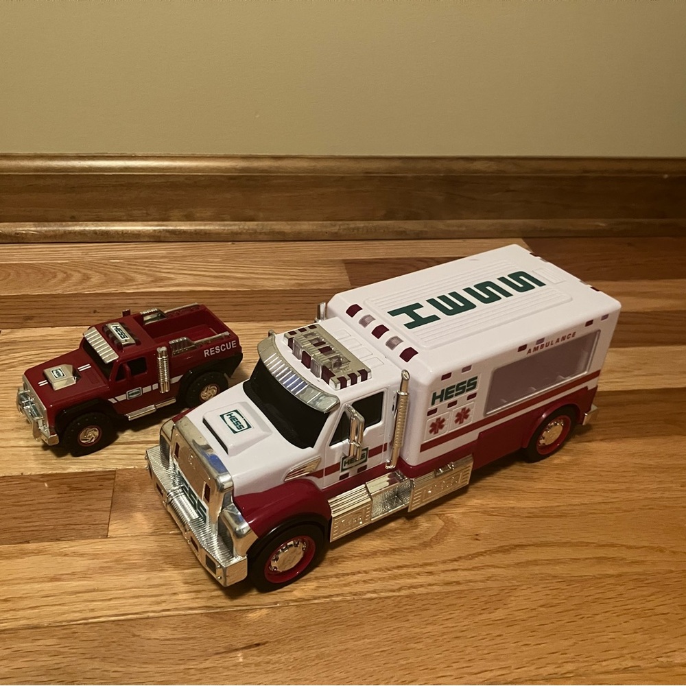 2020 Hess Truck Ambulance and Rescue Vehicle